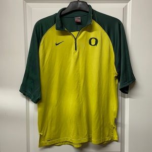 NikeFit Shirt in Oregon University Colorway L
